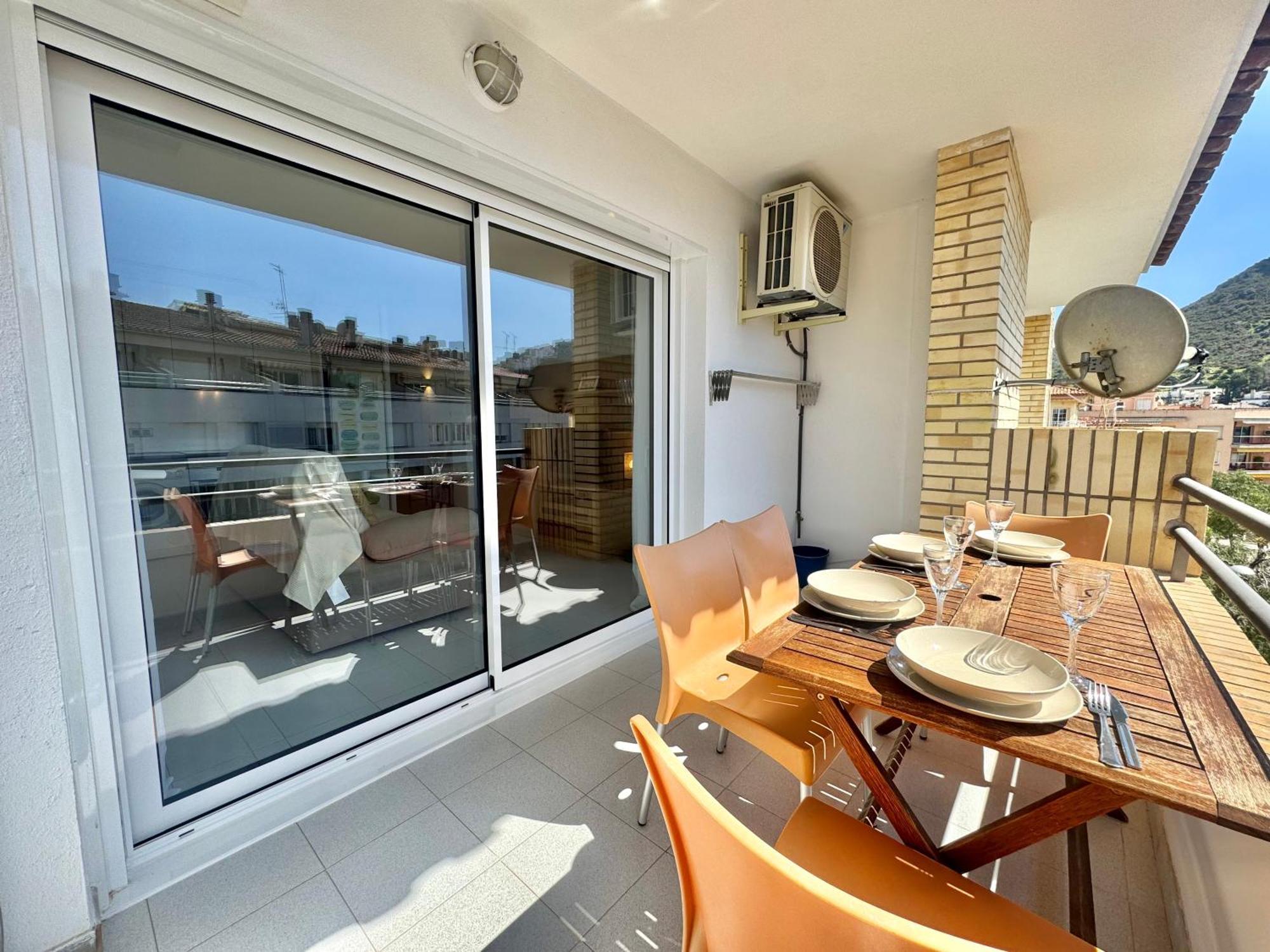 Apartment Puig Rom 106